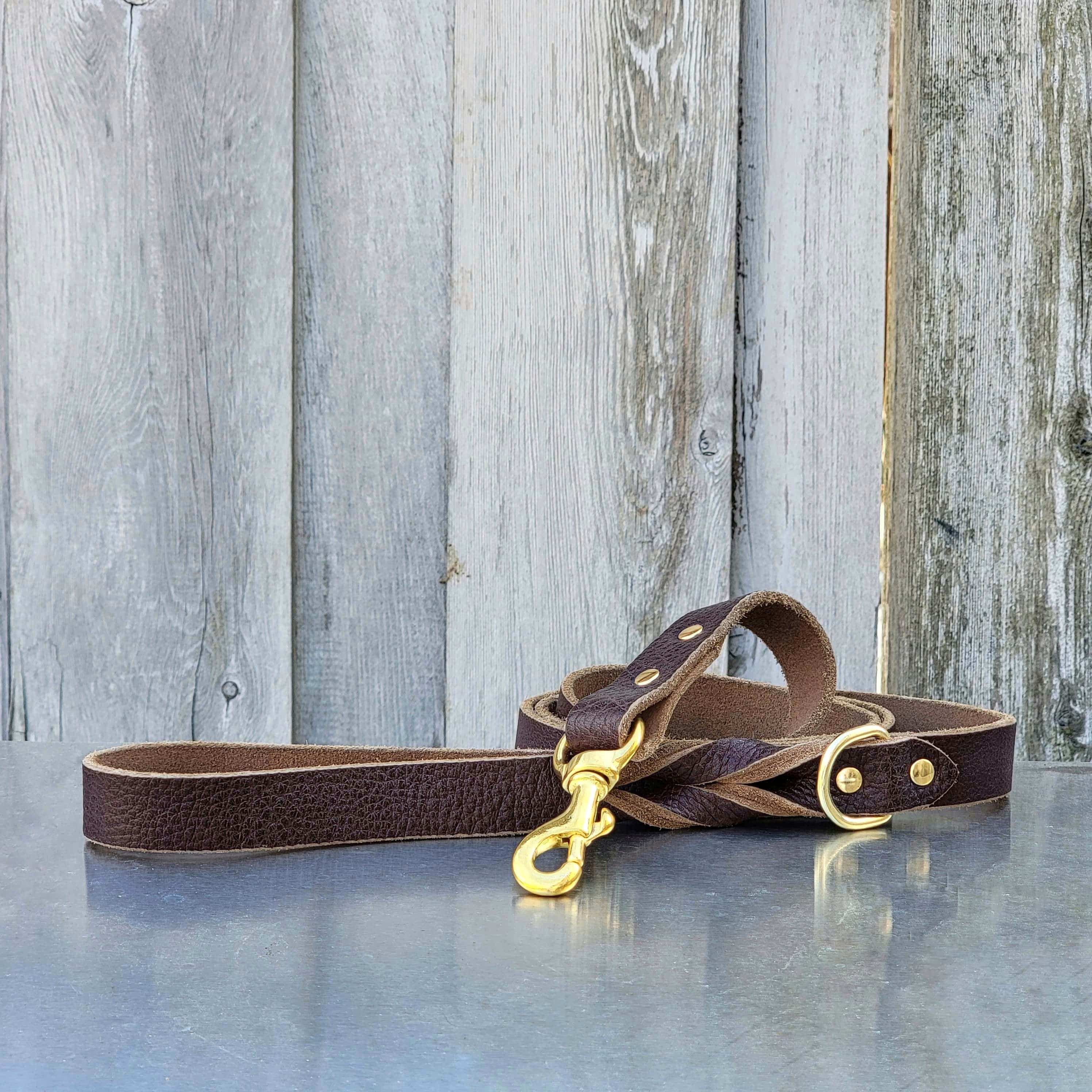 Rover Leather Dog Leash and Collar Set - Image 3