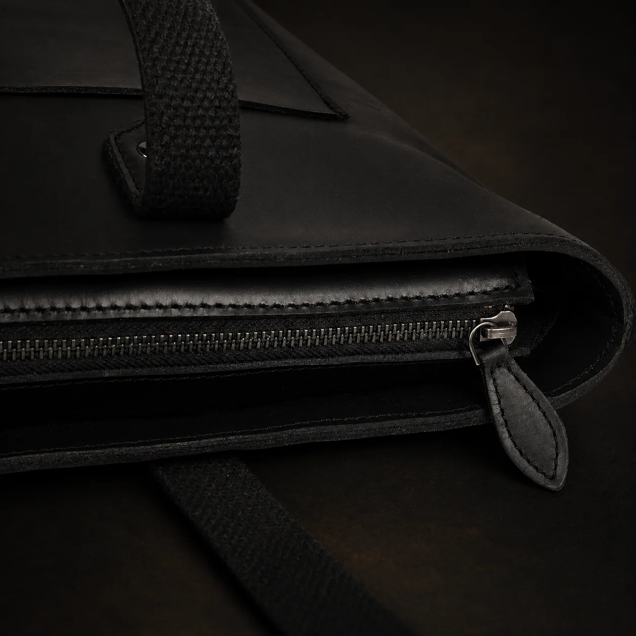 Classic Black Leather Tote Bag - Image 5