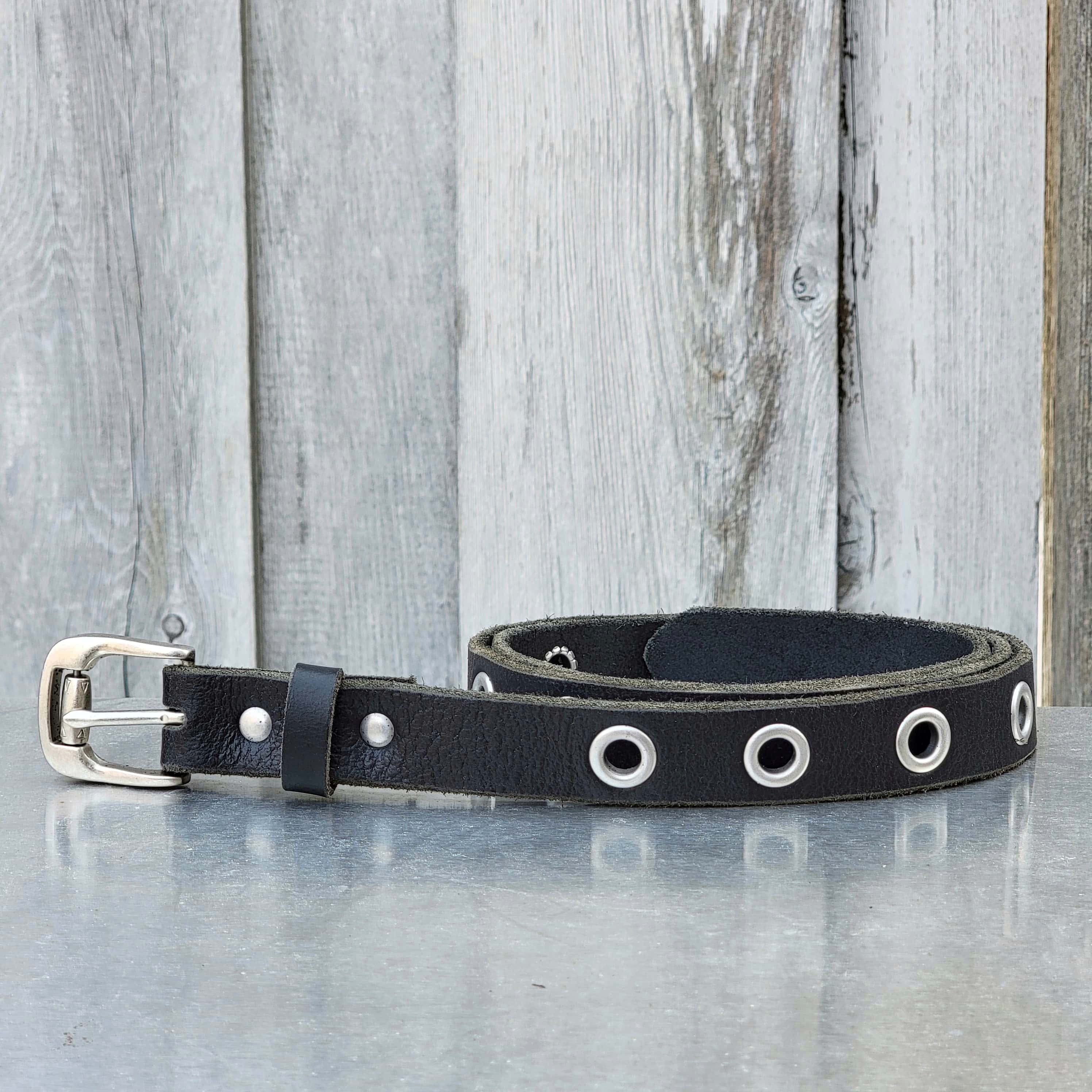 Exene - Slim Black Leather Belt with Single Grommets - Made in Canada - Image 4
