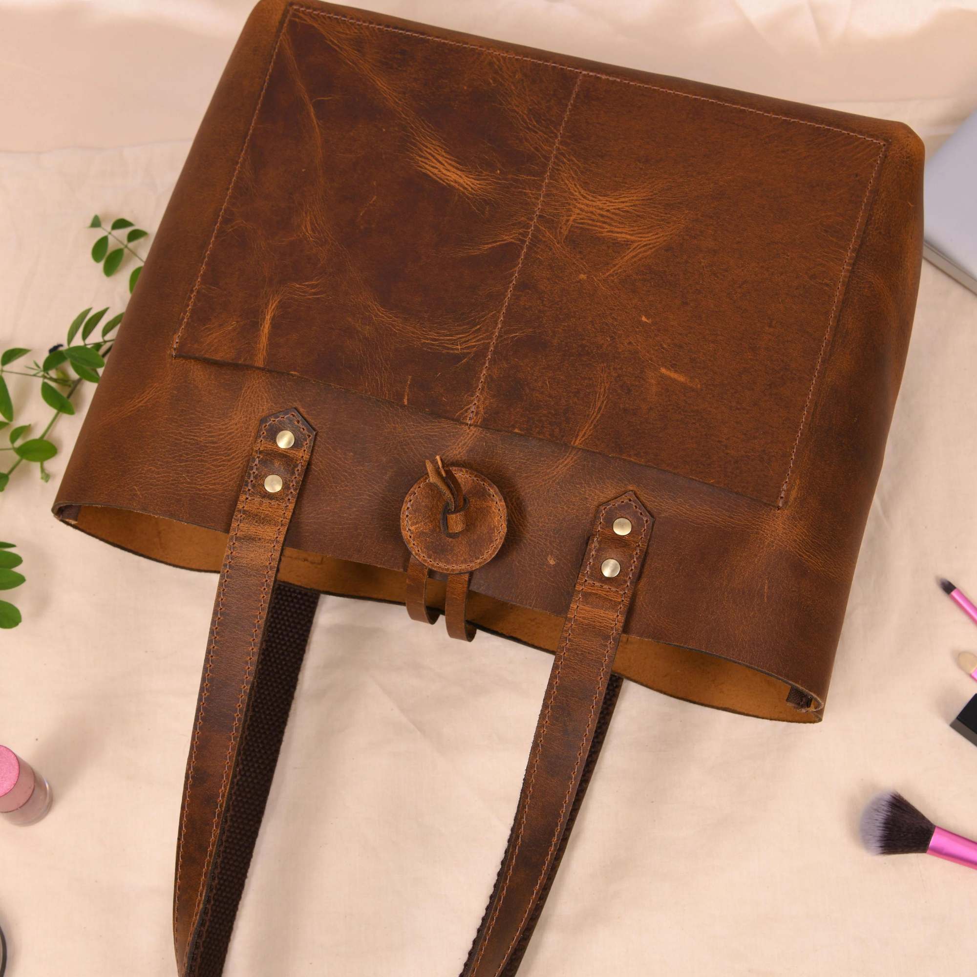 Tolredo - Cognac Leather Tote Bag with Leather Closure - Image 4