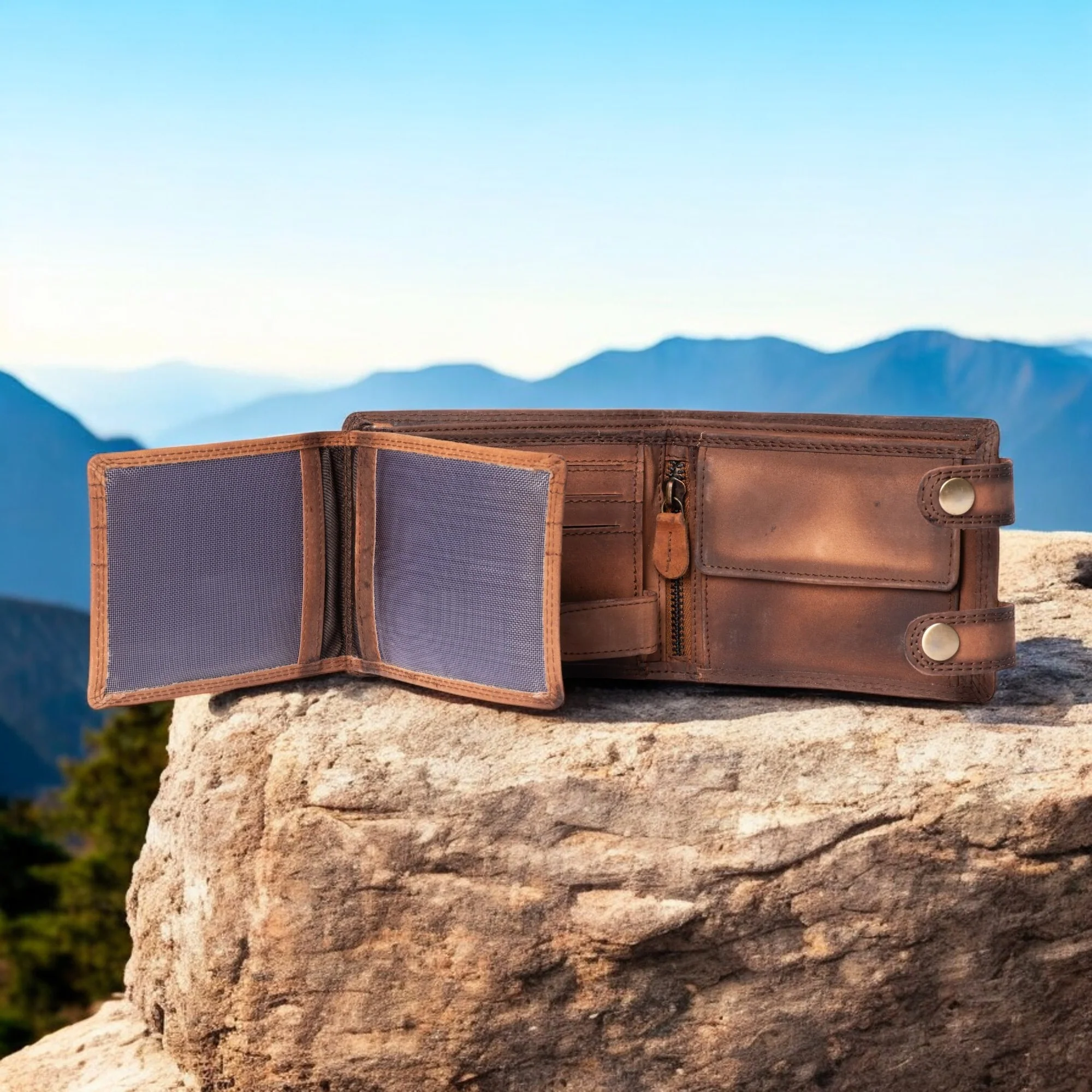 Eagle's Crest Wallet - Brown Full Grain Leather Wallet - Image 4