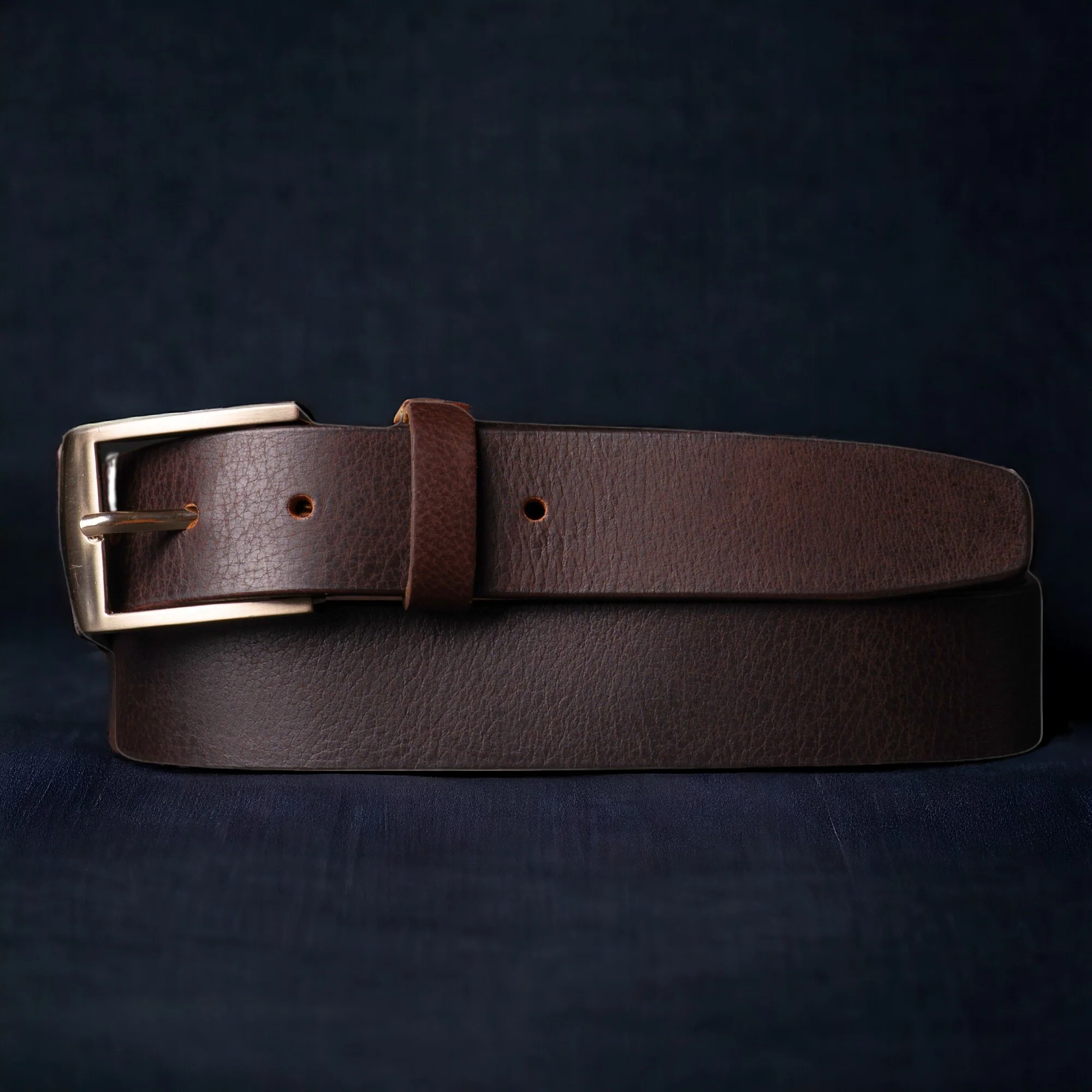 The Crest Belt - Slim Black 35mm 100% Full-Grain Leather Belt - Image 6