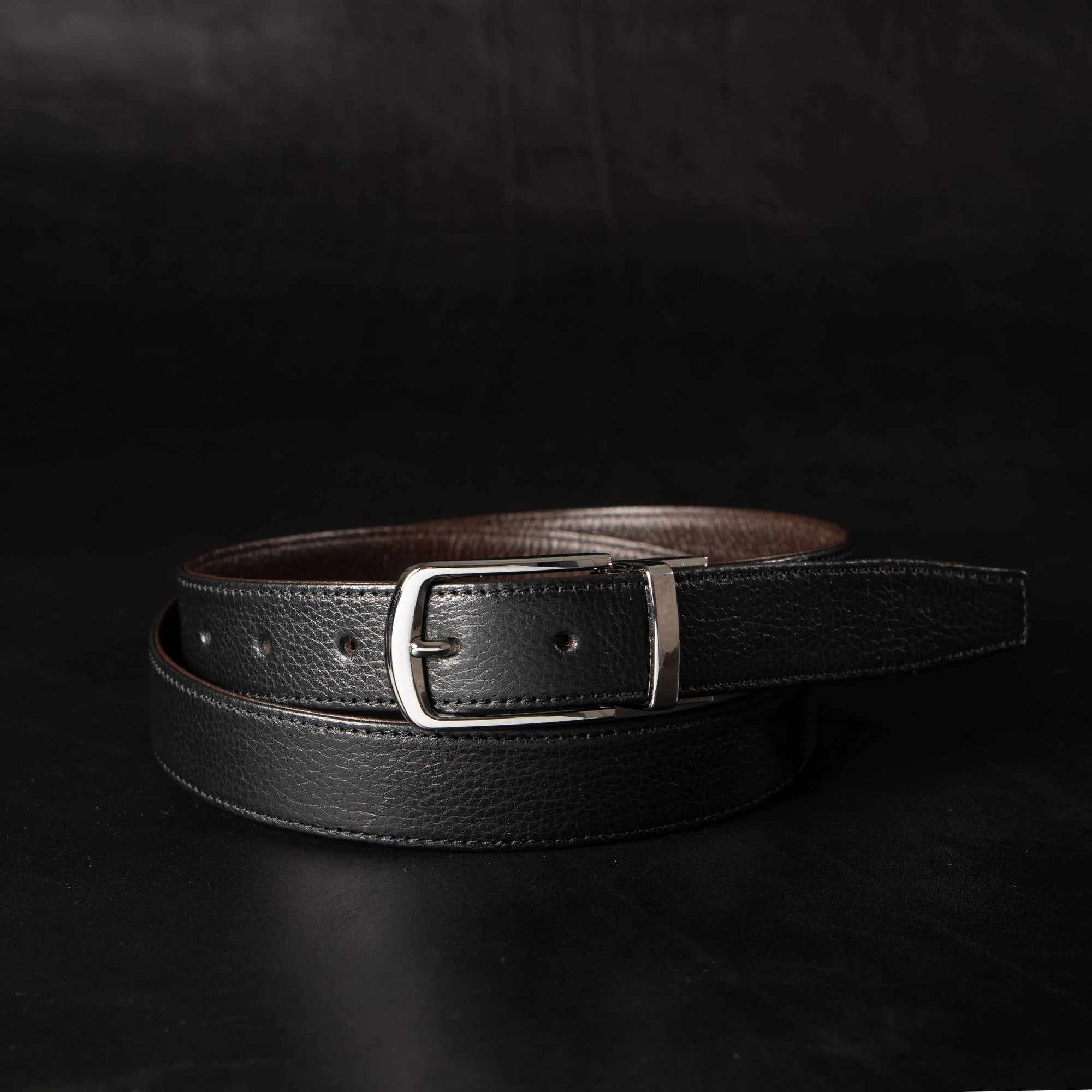 The Harvey Dent Belt - Extra Slim 30 mm Reversible Stitched Full-Grain Pebbled Leather Belt - Image 5